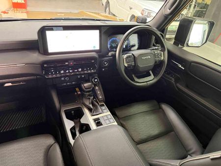 2024-Toyota-Land-Cruiser-Prado-VX-R-First-Edition-28GD-Auto_8