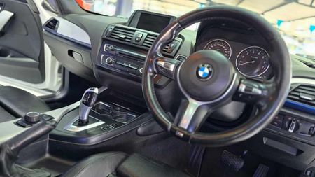 2014-BMW-1-Series-118i-5-dr-Auto_9