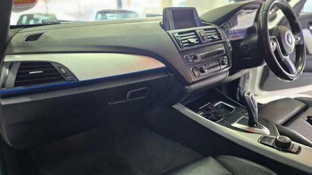 2014-BMW-1-Series-118i-5-dr-Auto_11