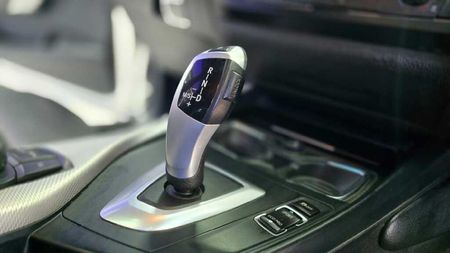 2014-BMW-1-Series-118i-5-dr-Auto_12