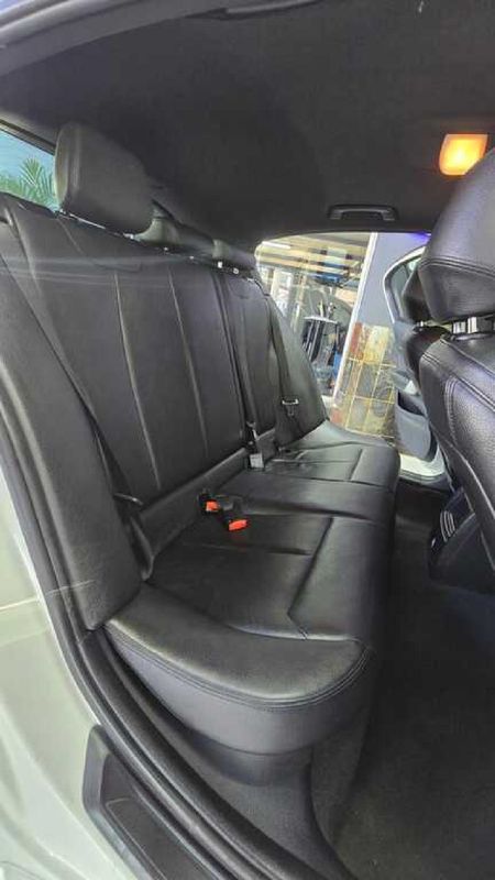 2014-BMW-1-Series-118i-5-dr-Auto_16