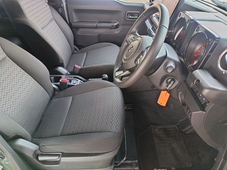 2025-Suzuki-Jimny-15-GLX-AllGrip-5-Door-Auto_7
