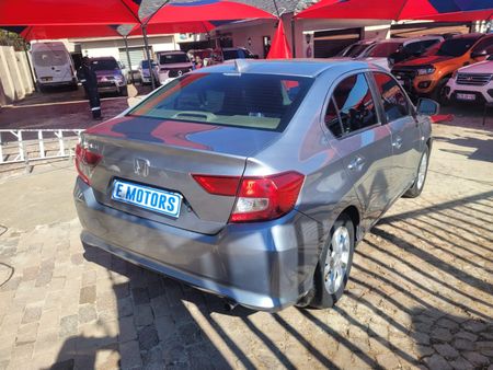 2019-Honda-Amaze-12-Comfort_13