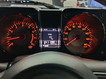 2024-Suzuki-Jimny-15-GLX-AllGrip-5-Door-Auto_9