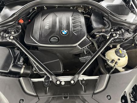 2018-BMW-5-Series-520d-M-Sport_12