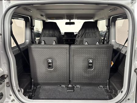 2022-Suzuki-Jimny-15-GL_10