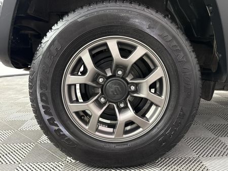 2022-Suzuki-Jimny-15-GL_5