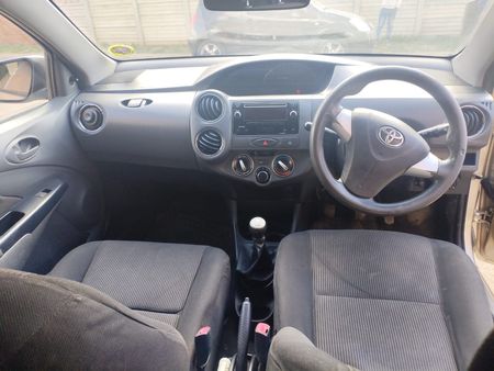 2020-Toyota-Etios-15-XS-5-dr_8