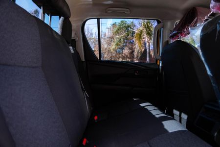 2026-Toyota-Hilux-28-GD-6-RB-SRX-4x4-Auto-Double-Cab_14