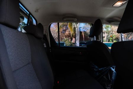 2026-Toyota-Hilux-28-GD-6-RB-SRX-Auto-Double-Cab_11