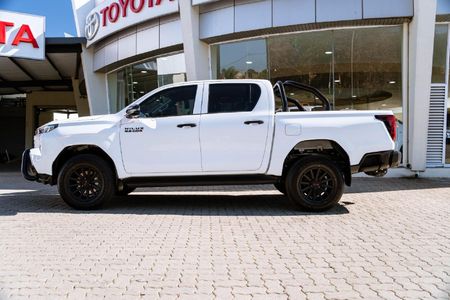 2026-Toyota-Hilux-28-GD-6-RB-SRX-Auto-Double-Cab_1