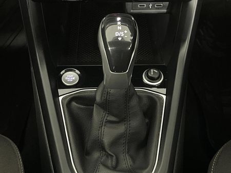 2022-Volkswagen-T-Cross-10-TSI-Comfortline-Auto_10