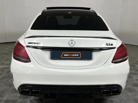 2021-Mercedes-AMG-C-Class-C63-S-AMG_17