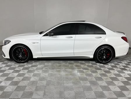 2021-Mercedes-AMG-C-Class-C63-S-AMG_18