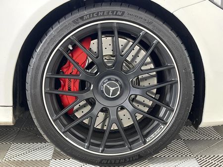 2021-Mercedes-AMG-C-Class-C63-S-AMG_5