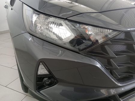 2023-Hyundai-i20-12-Motion_21
