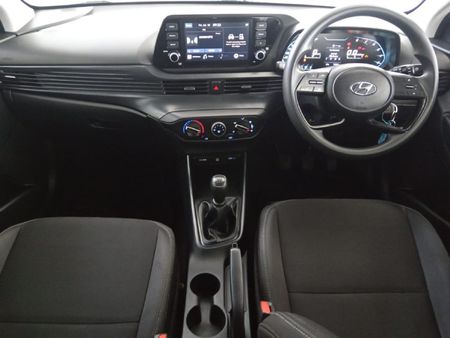 2023-Hyundai-i20-12-Motion_6