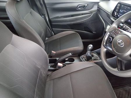 2023-Hyundai-i20-12-Motion_8