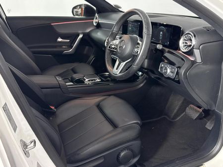 2019-Mercedes-Benz-A-Class-A-200-Auto_9