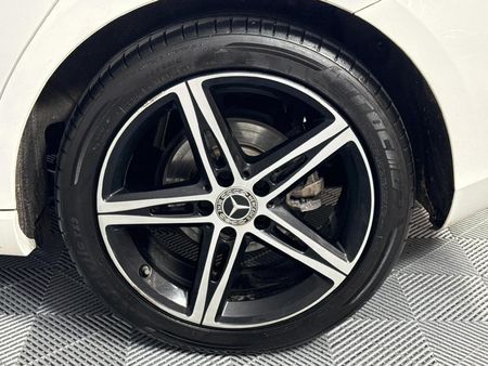 2019-Mercedes-Benz-A-Class-A-200-Auto_6