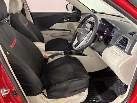 2021-Mahindra-XUV-300-15D-W8_9