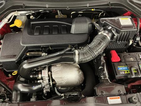 2021-Mahindra-XUV-300-15D-W8_12