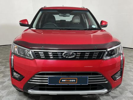 2021-Mahindra-XUV-300-15D-W8_14