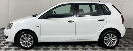2016-Volkswagen-Polo-Vivo-GP-14-Conceptline-5-dr_10
