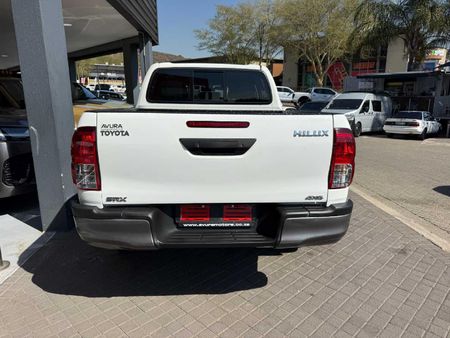 2018-Toyota-Hilux-24-GD-6-SRX-4x4-Double-Cab_4