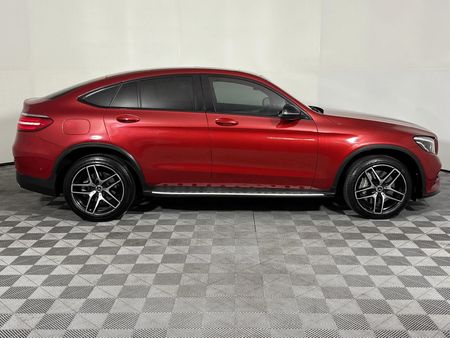 2018-Mercedes-Benz-GLC-Coupe-250d-AMG_18