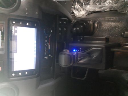 2025-Toyota-Land-Cruiser-79-28GD-6-Single-Cab_15