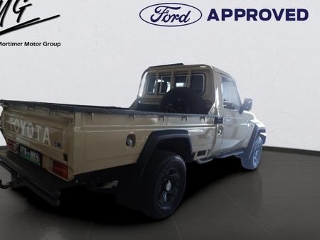 2025-Toyota-Land-Cruiser-79-28GD-6-Single-Cab_4
