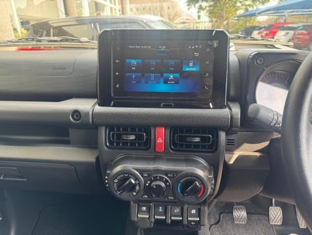 2026-Suzuki-Jimny-15-GL-AllGrip-5-Door_11