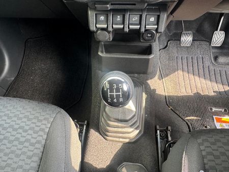 2026-Suzuki-Jimny-15-GL-AllGrip-5-Door_14