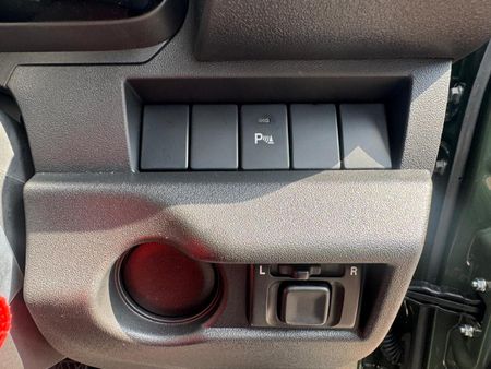 2026-Suzuki-Jimny-15-GL-AllGrip-5-Door_15