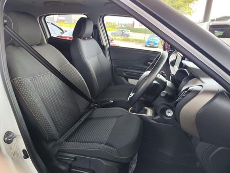 2025-Citroen-C3-12-Max-61kW_17