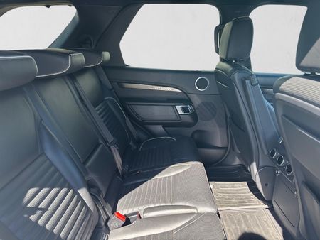 2018-Land-Rover-Discovery-30-TD6-HSE_16