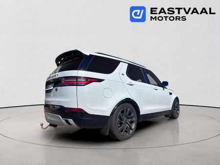 2018-Land-Rover-Discovery-30-TD6-HSE_6