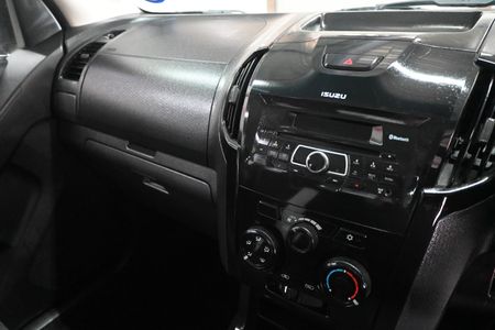 2019-Isuzu-D-Max-250-HO-Hi-Rider-Extended-Cab_12