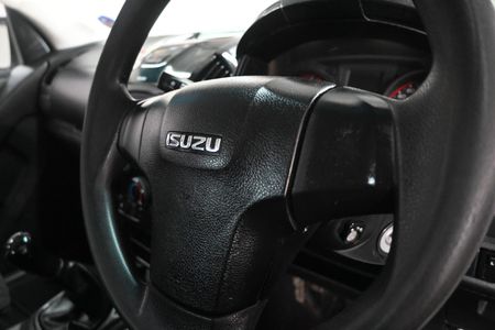 2019-Isuzu-D-Max-250-HO-Hi-Rider-Extended-Cab_14