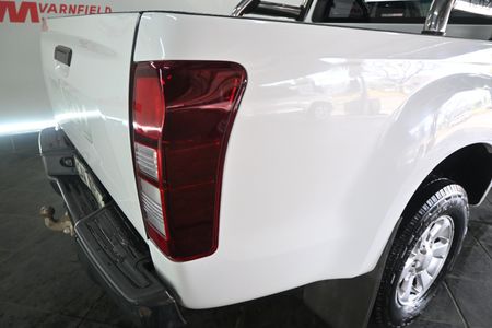 2019-Isuzu-D-Max-250-HO-Hi-Rider-Extended-Cab_5