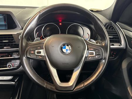2018-BMW-X3-xDrive20i_12