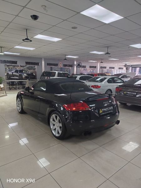 2008-Audi-TT-Roadster-20-TFSI-Auto_3