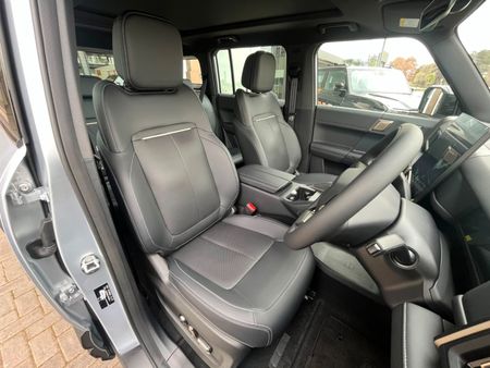 2026-iCAUR-O3T-Electric-AWD_13