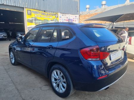 2012-BMW-X1-xDrive20i-Innovation_3