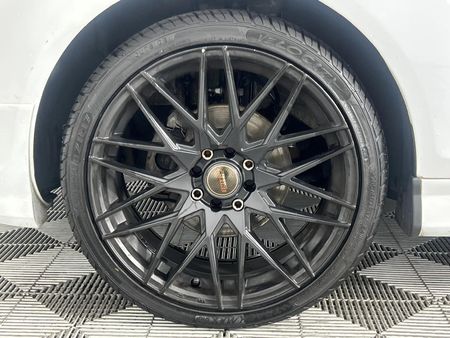 2010-Ford-Fiesta-16i-Titanium-3-dr_3
