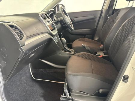 2023-Toyota-Urban-Cruiser-15-Xs-Auto_8