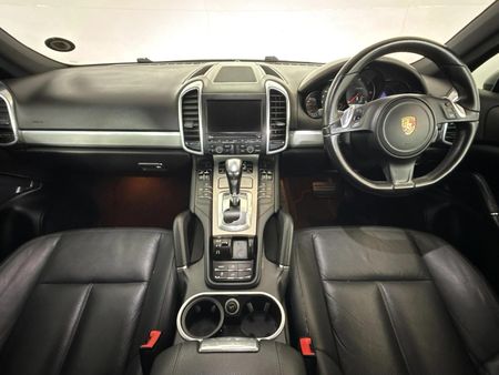 2012-Porsche-Cayenne-Diesel-Auto_1
