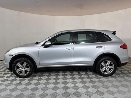 2012-Porsche-Cayenne-Diesel-Auto_19