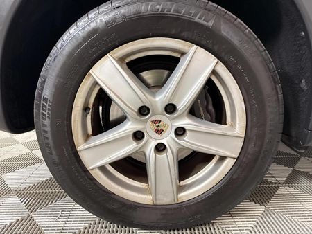 2012-Porsche-Cayenne-Diesel-Auto_6